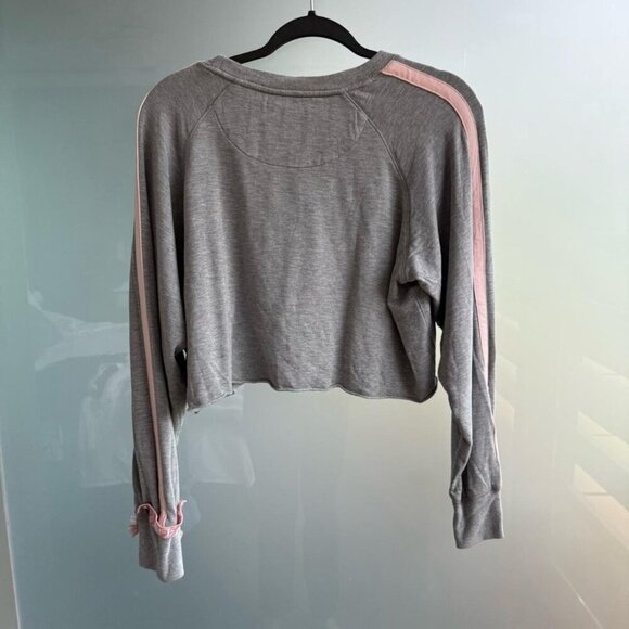 Alice Olivia Big Feelings Crewneck Sweatshirt - Picture 7 of 7